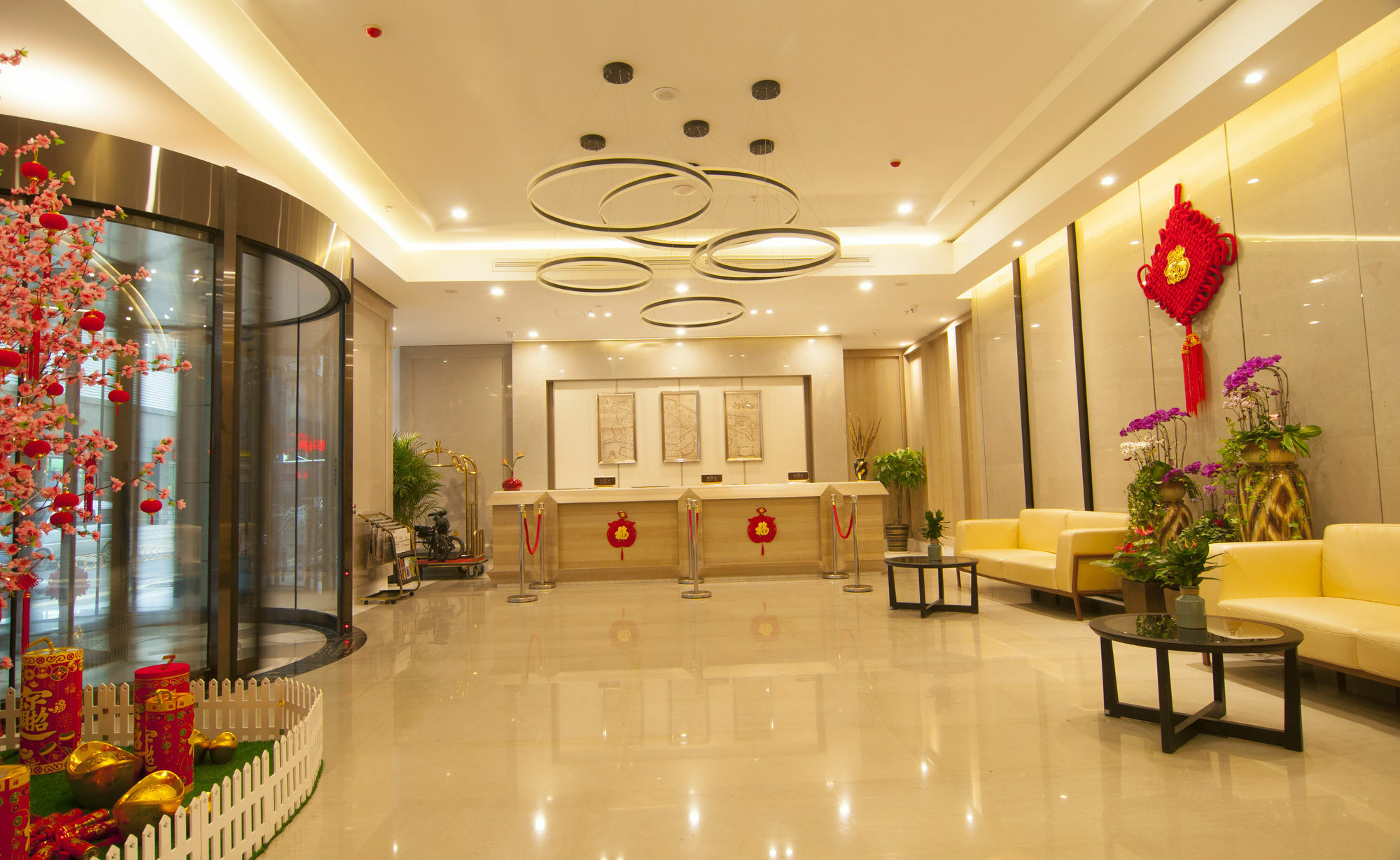 Home Plus Suite Hotel And Apartment Wu-chan Exteriér fotografie
