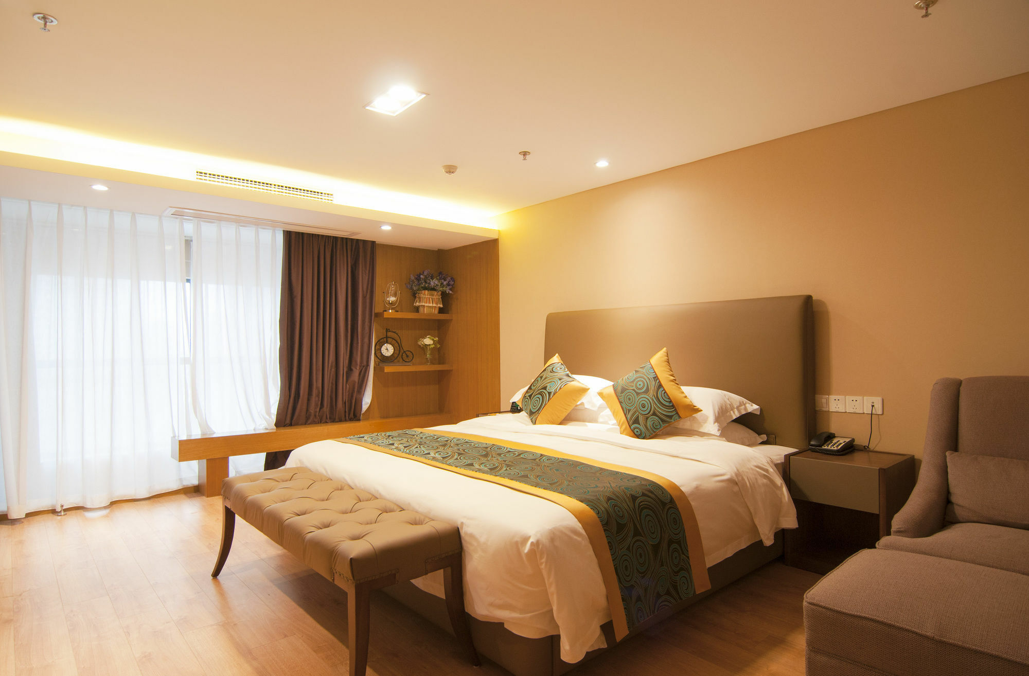 Home Plus Suite Hotel And Apartment Wu-chan Exteriér fotografie